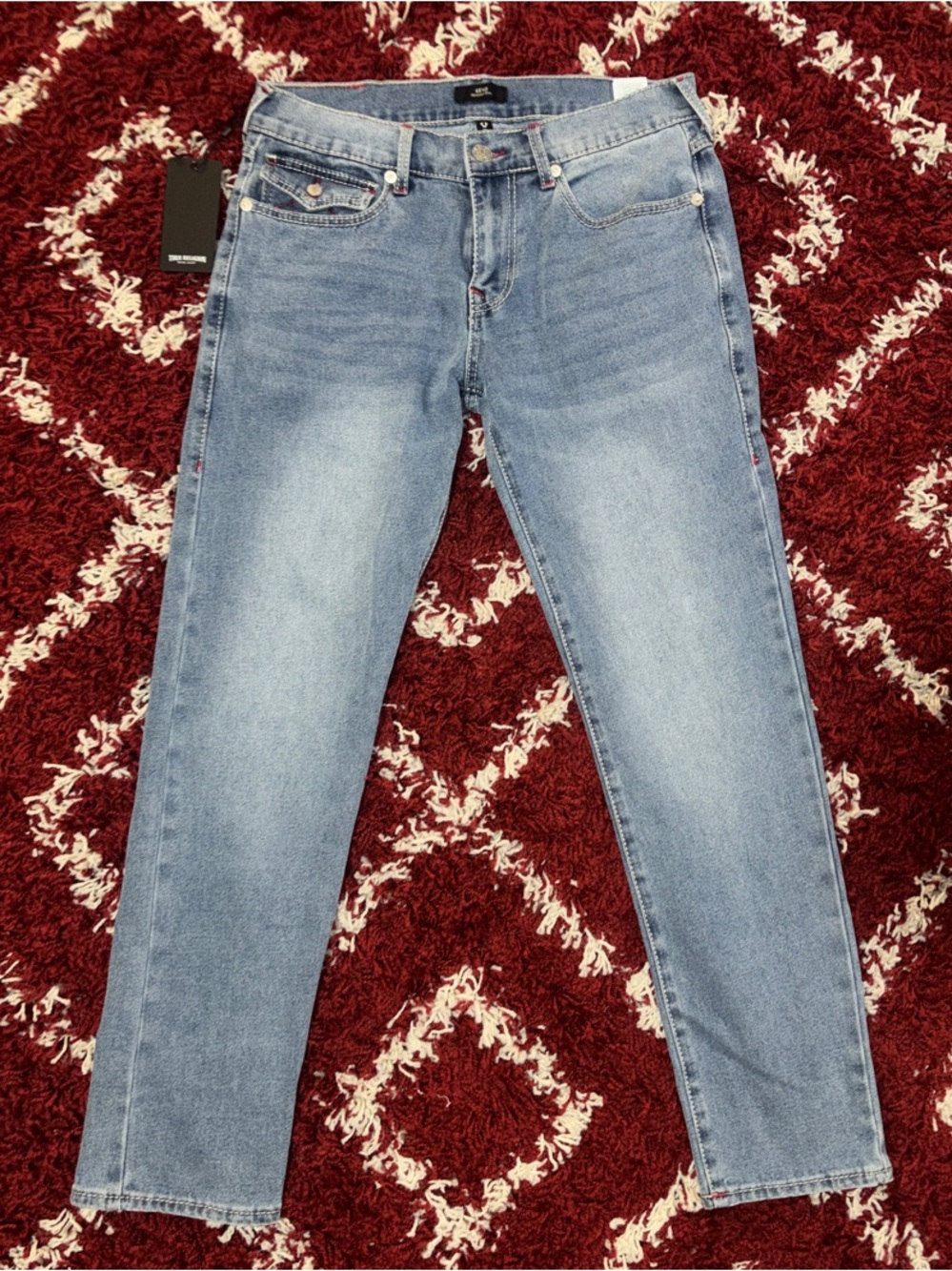 True Religion NWT Men’s Geno Relaxed Slim Jeans - Light Wash - 31